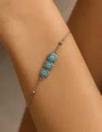 925 ayar gümüş turkuaz kadın bileklik bilekte duruş